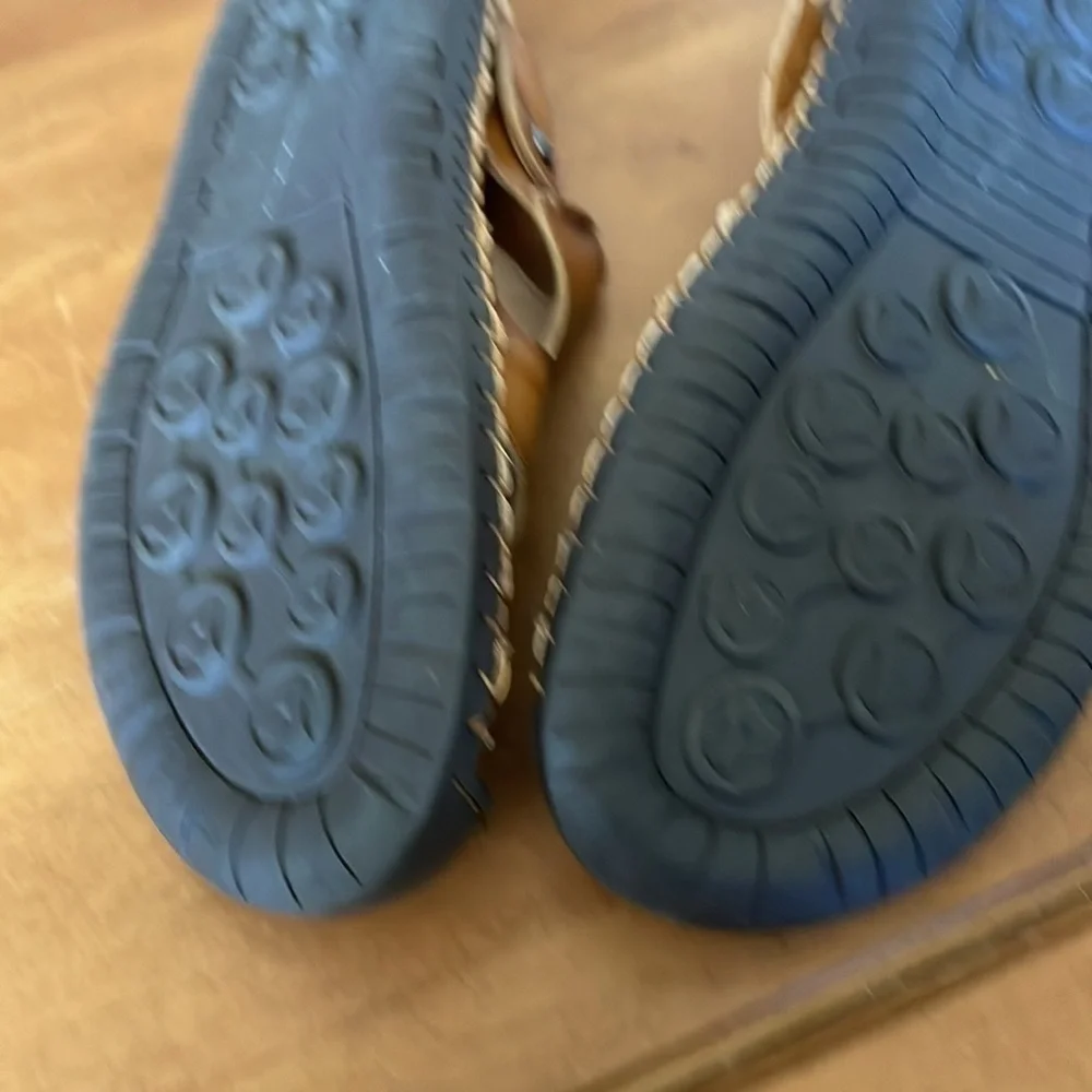 HSY men sandals
